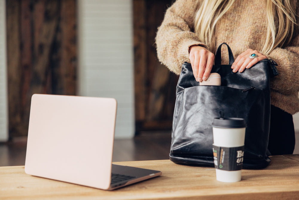 Nylon vs. Leather: Which Type of Bag Should You Get as a Christmas Present?