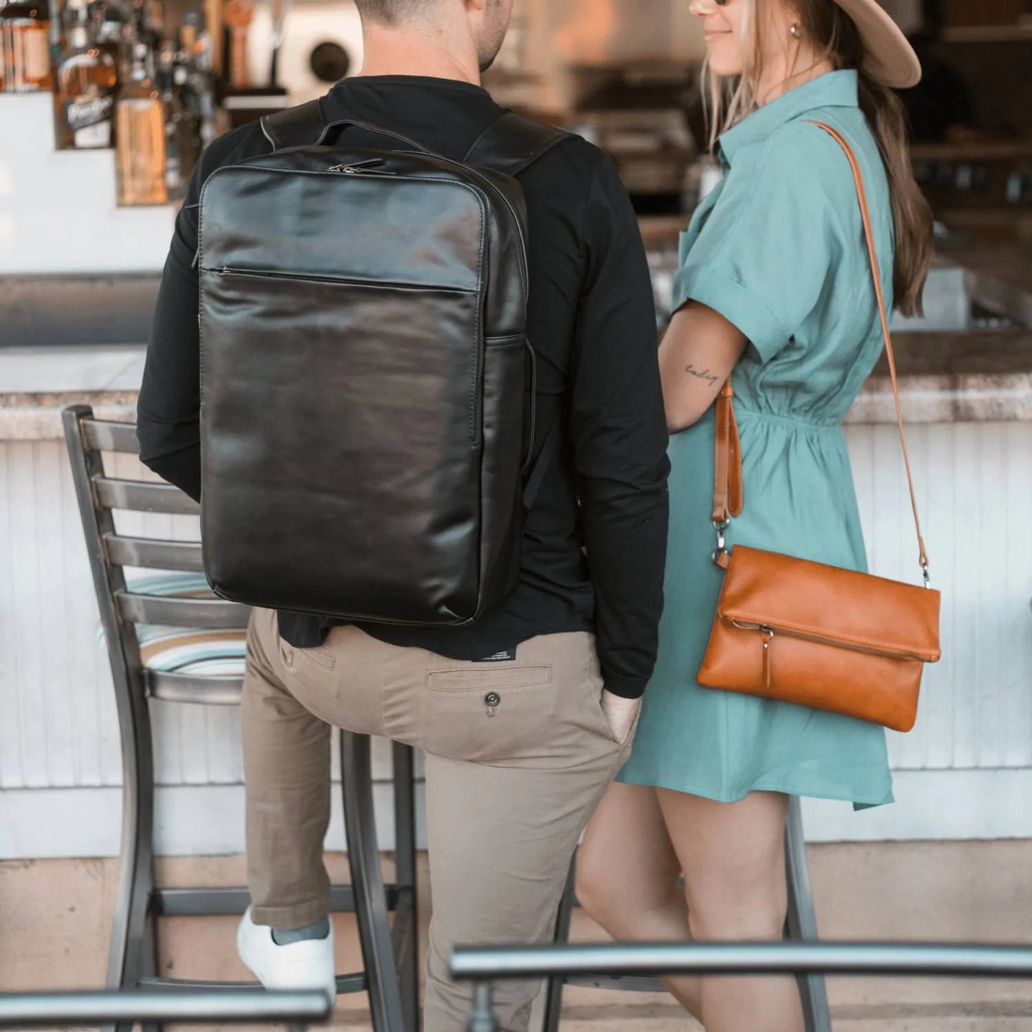 Backpack Dress Code 5 Best Ways on How To Wear a Backpack | Andar
