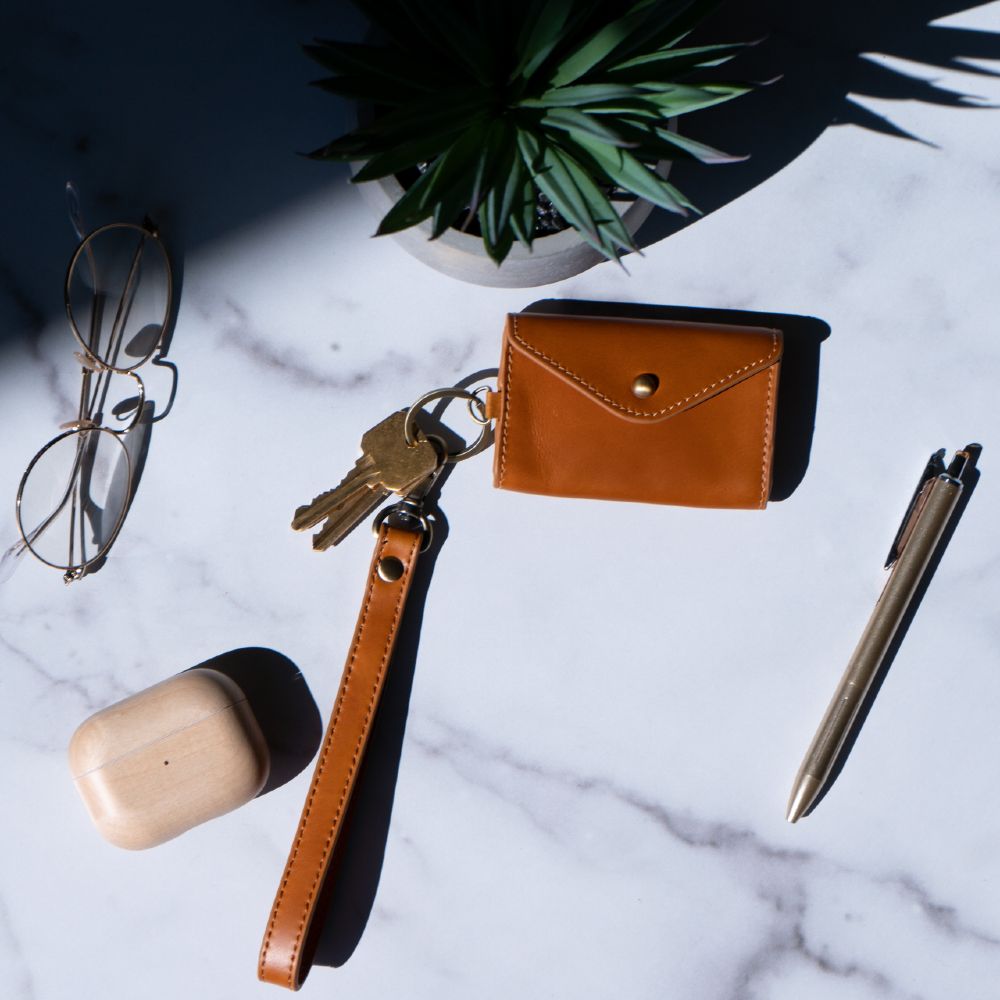 How to Attach a Chain to a Wallet (Secure & Stylish) – Andar