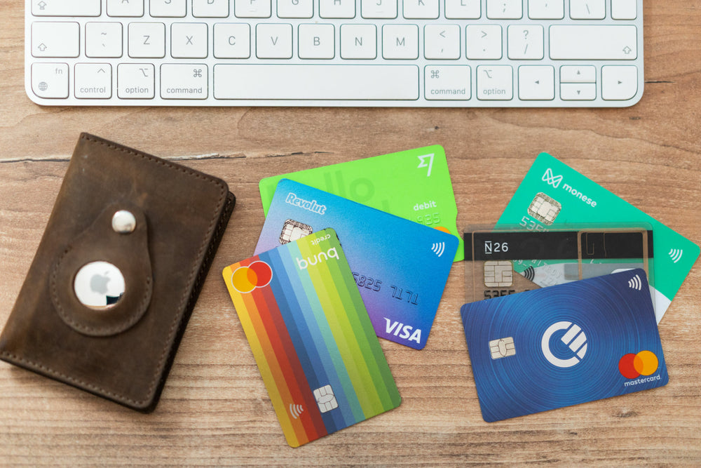 how to attach airtag to wallet 