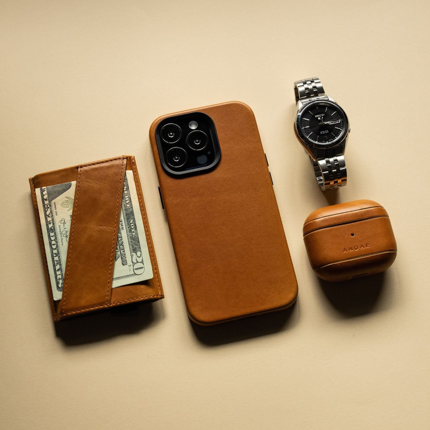 iPhoneAir用ケース Andar Aspen 日本未発売 Leather iPhone Case | The