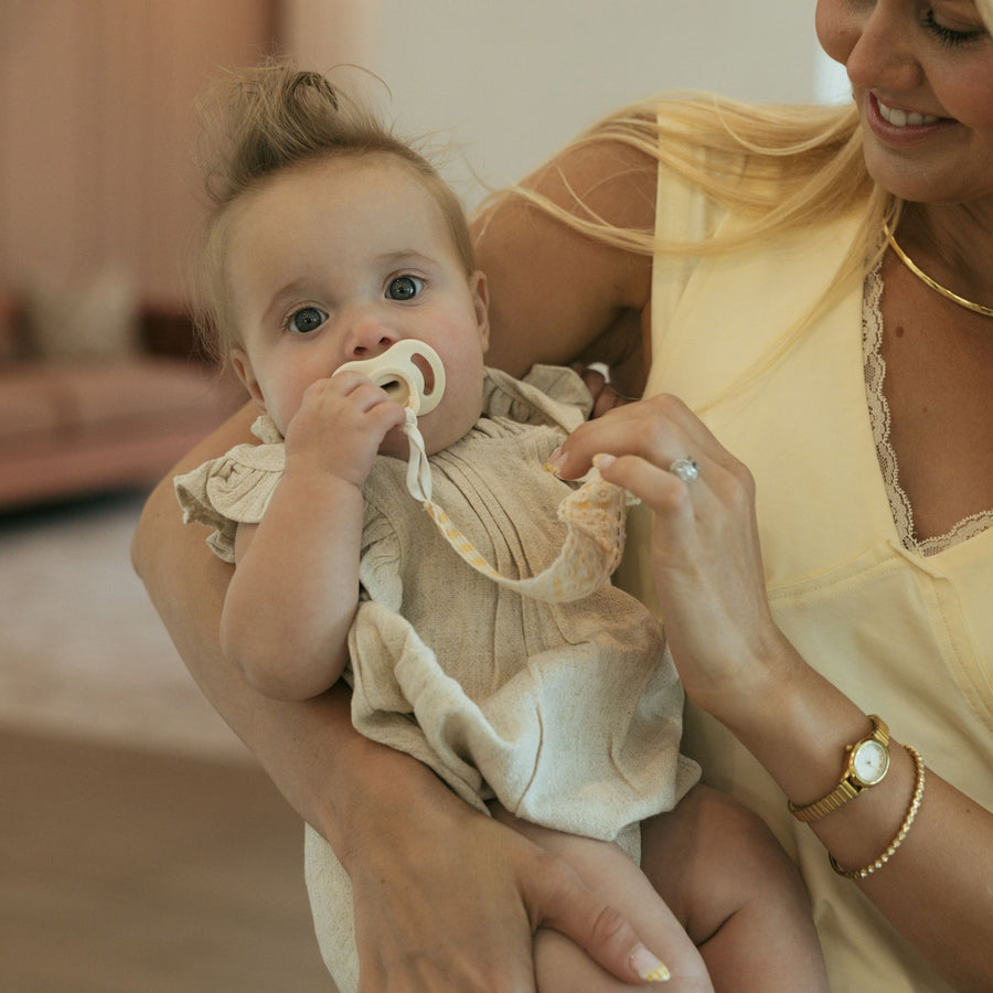 The Paci Clip