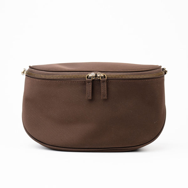 The Waymaker Active everyday bag in Chocolate, size Original