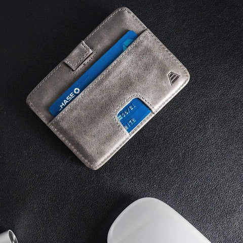 use minimalist wallet